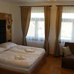 Radost Guest house 3*
