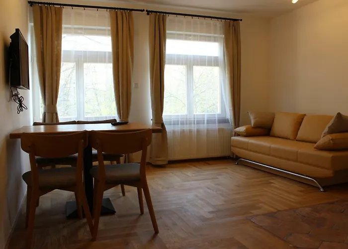 罗多斯特旅馆 招待所